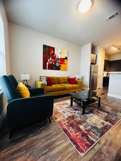 Getaway! Book Now! In The Heart Of Dallas! Great Location! * Dallas